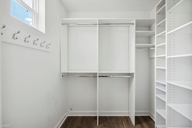 Foto del edificio - 2 br, 2 bath House - 2004 N Cleveland St