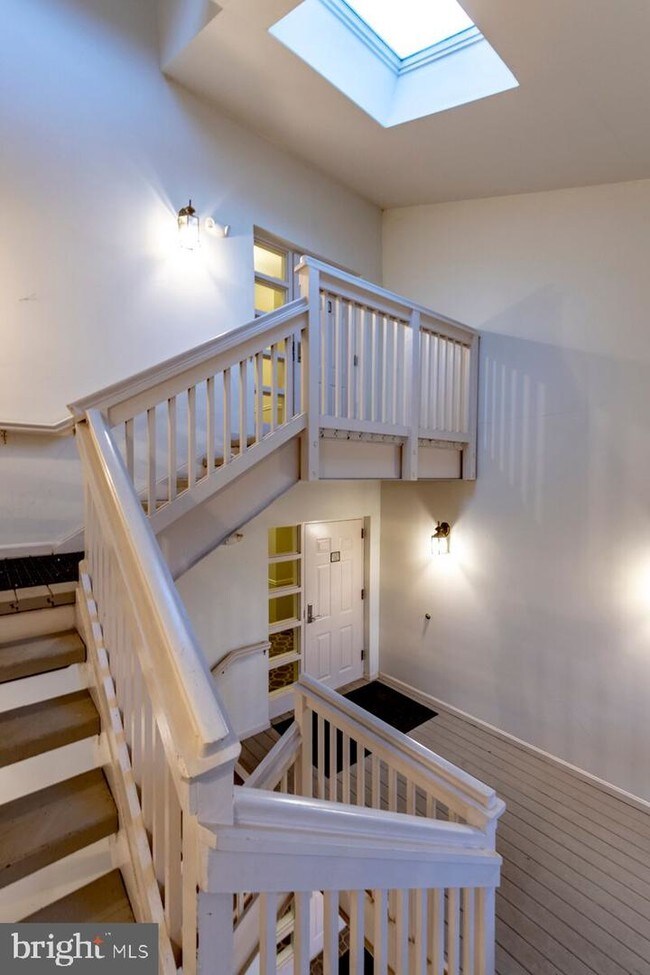Building Photo - 6103 Wigmore Ln