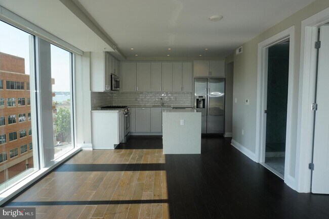 Building Photo - 925 N Fairfax St