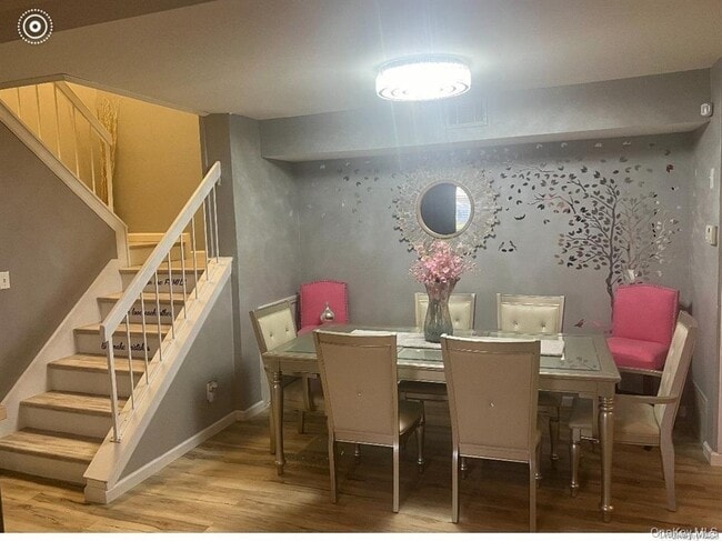 Foto del edificio - 250 Feller Dr