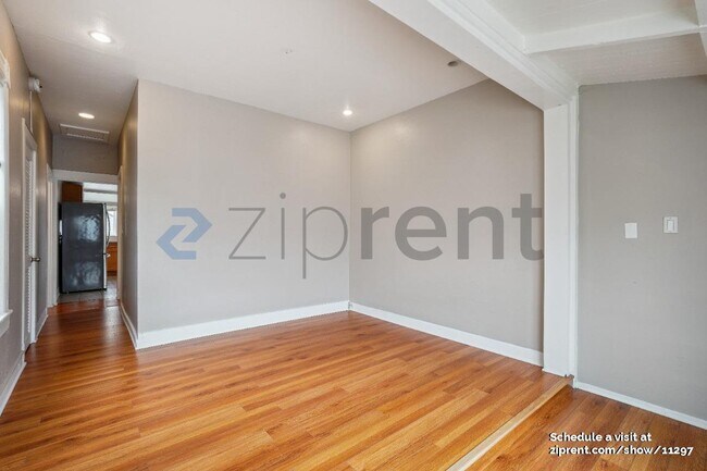 Foto del edificio - 1366 48th Ave