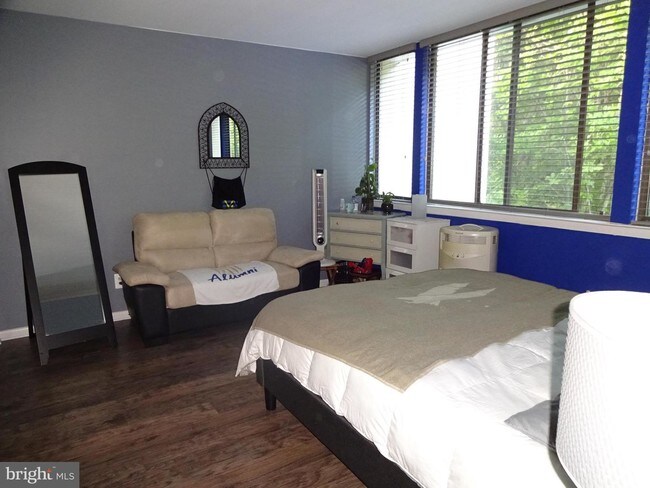 Foto del edificio - 2224 S Quincy St