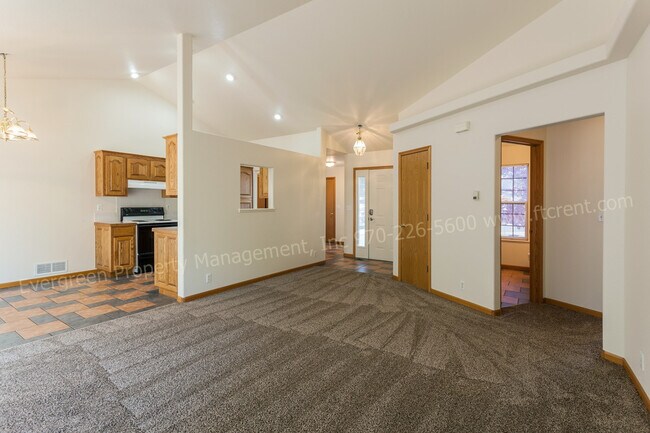 Foto del edificio - 3 Bedroom in Northern Fort Collins!