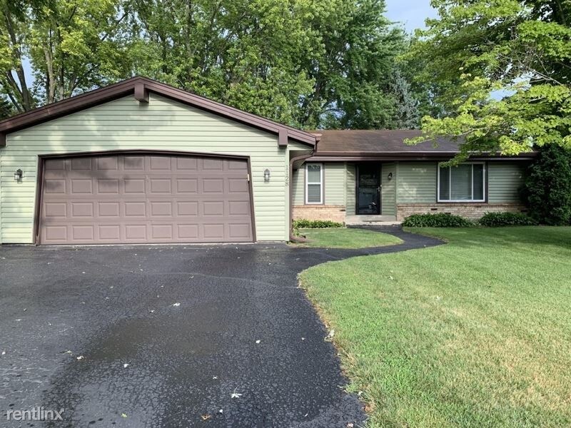 Primary Photo - 3 br, 1.5 bath House - 1128 Riverton Dr