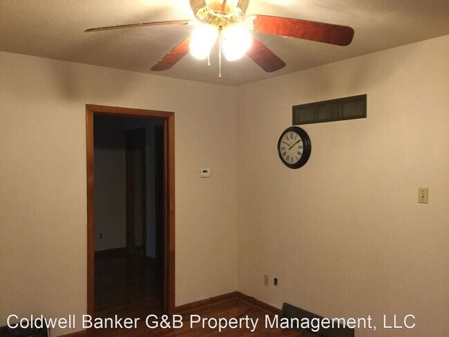 Building Photo - 1 br, 1 bath House - 436 NE Arter