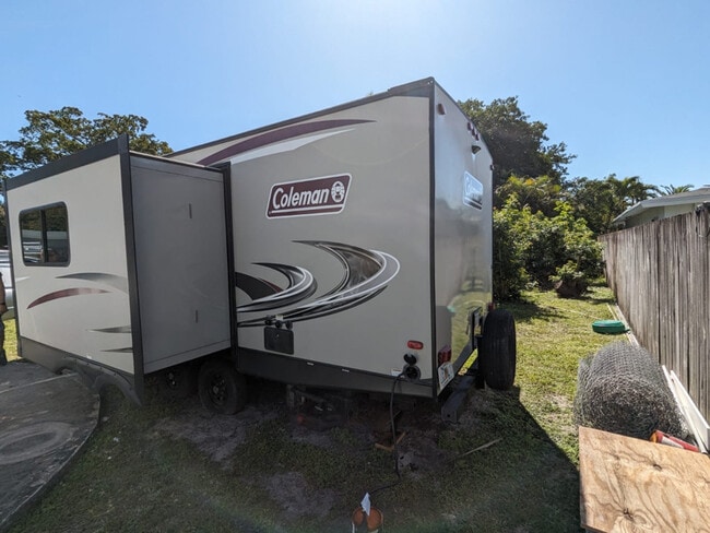 Photo - 6501 Plunkett St House