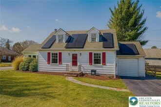 Building Photo - 1117 Whitney Ave