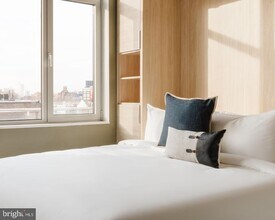 Building Photo - 313 Race St Building Photo - 313 Race St