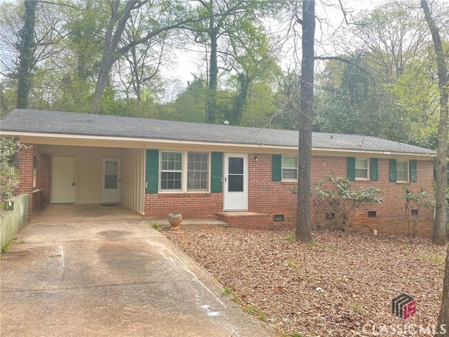Building Photo - 165 Rivermont Rd