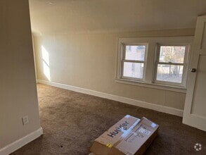 Building Photo - 5623 W Lapham St