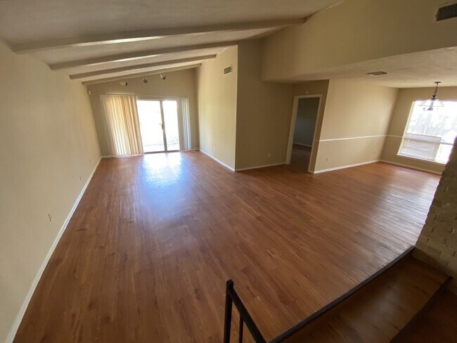 Foto del edificio - 2502 Quiver Ln