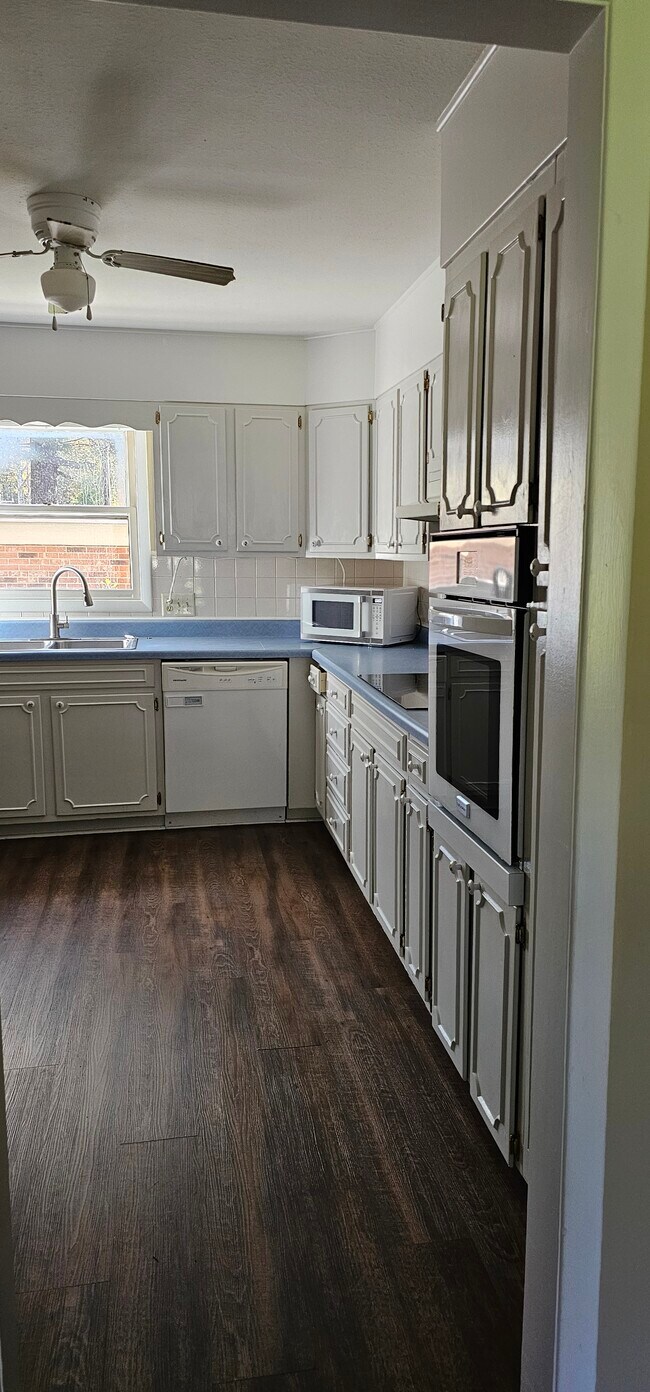 Foto del edificio - 102 Boyd Dr