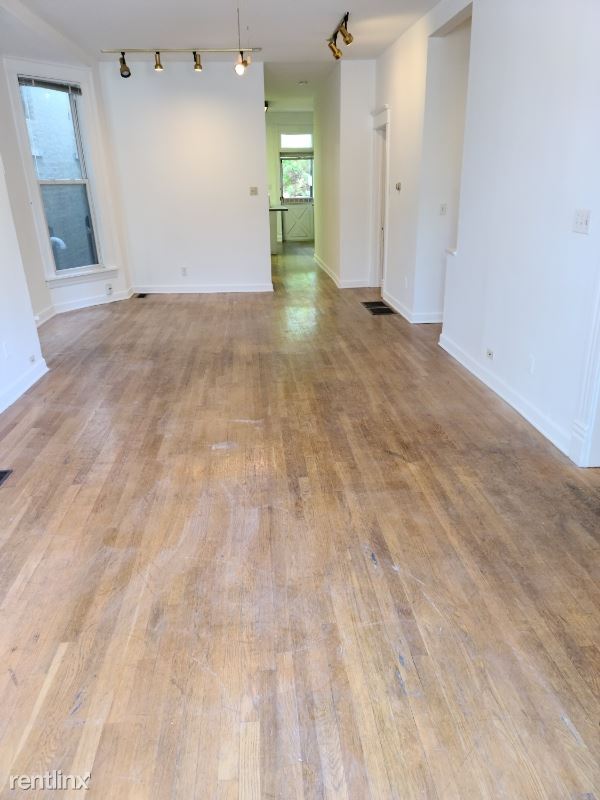 Foto del edificio - 1039 W Wolfram St