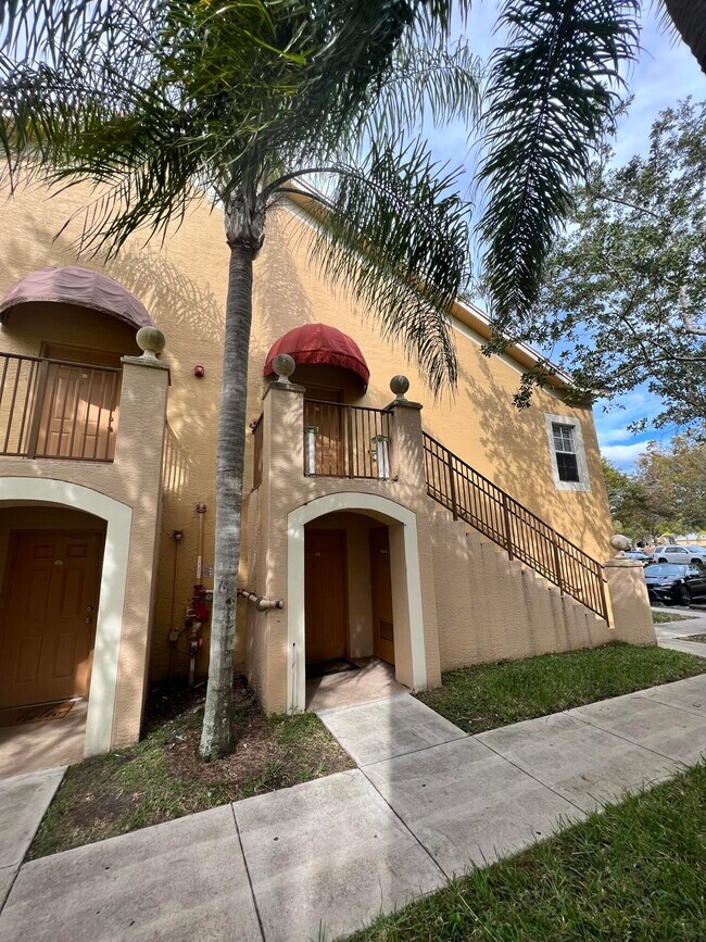 Building Photo - 4171 San Marino Blvd
