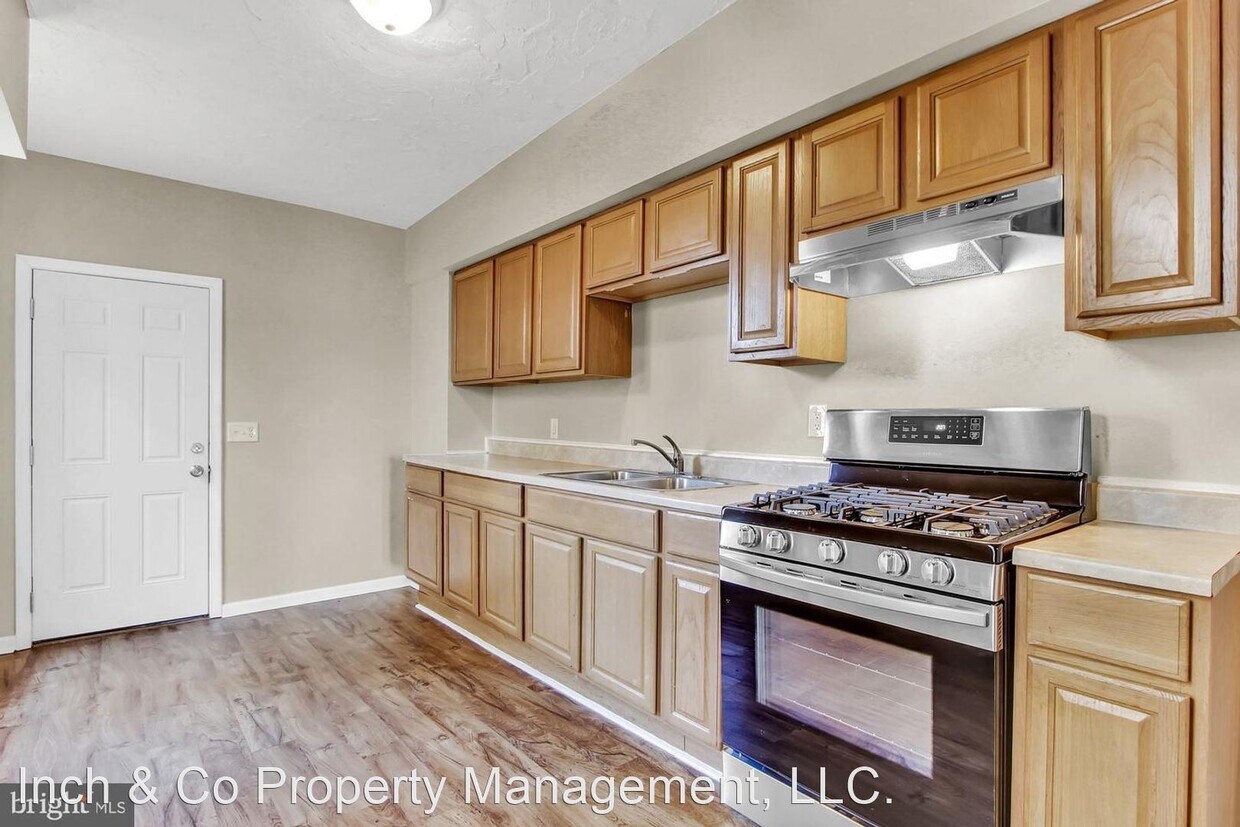 Foto principal - 3 br, 1 bath House - 159 Stevens Ave