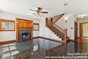 Building Photo - 807 Happy View