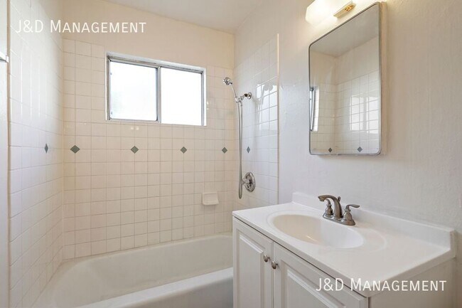 Foto del edificio - 824 47th St