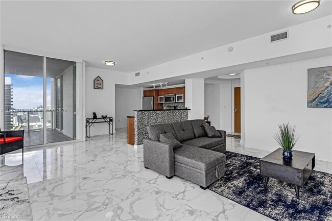 Building Photo - 3 br, 3 bath Condo - 244 Biscayne Blvd Apt...