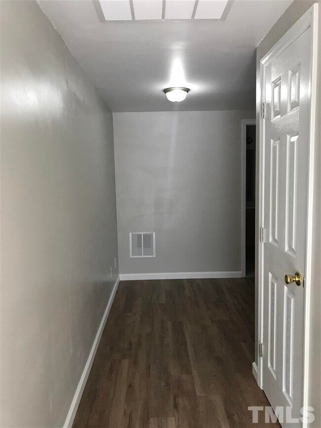 Foto del edificio - 518 Nash St