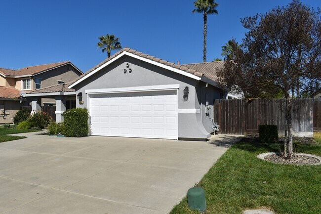 Foto del edificio - 11207 Myrtlewood Dr