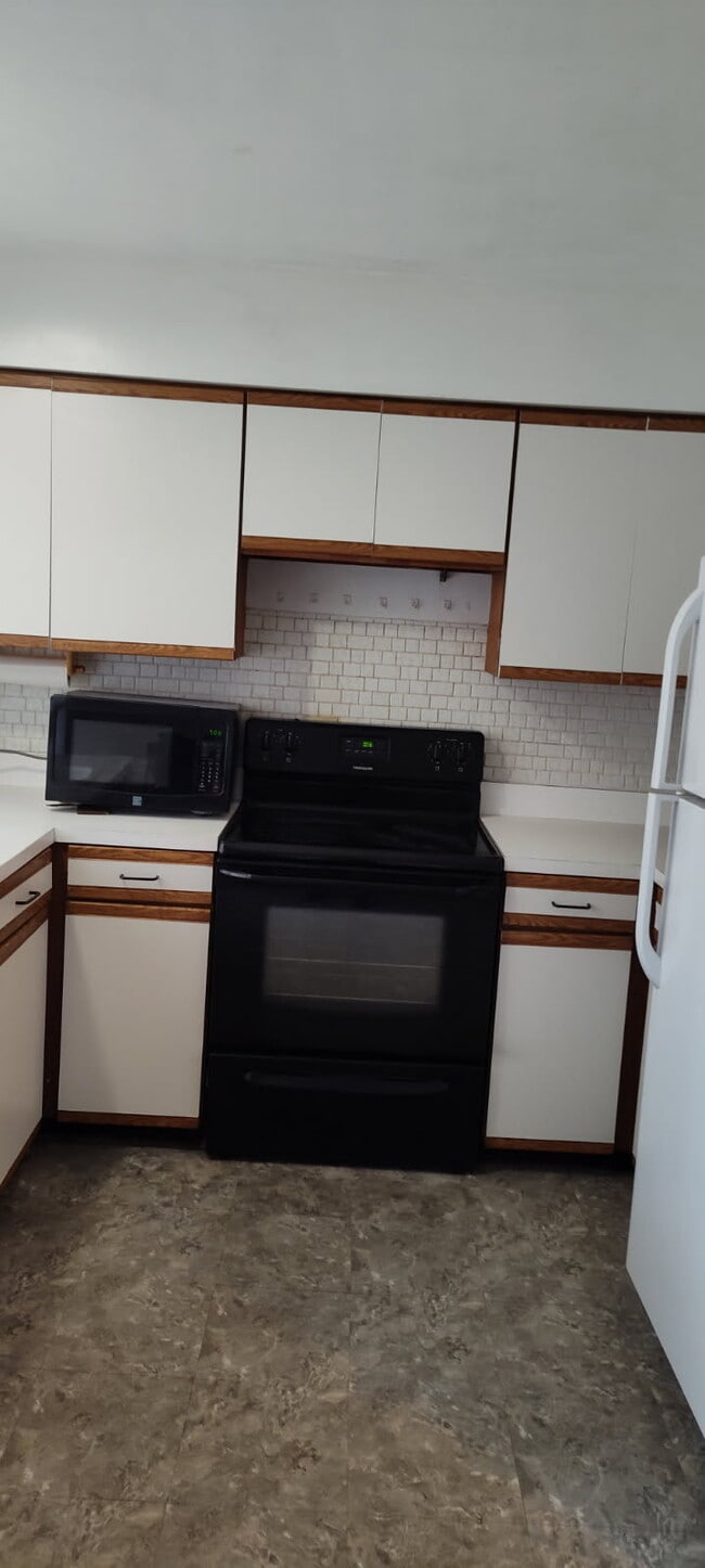 Foto del edificio - 154 Radford Ln