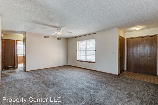 Building Photo - 3 br, 1 bath House - 23 E 22nd St