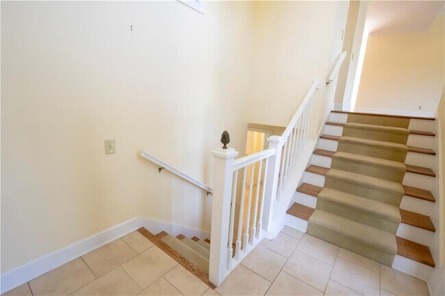 Foto del edificio - 105 Strachan Ln