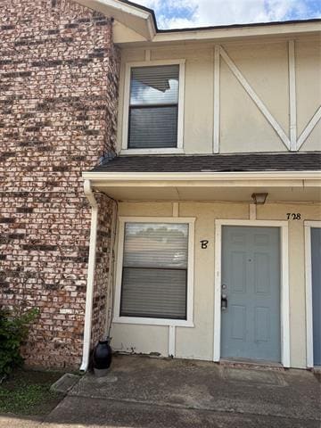Building Photo - 730 Bluebonnet Dr