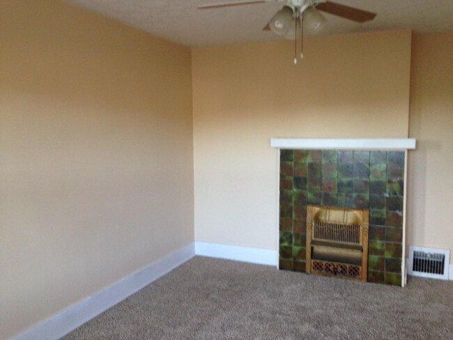 Foto del edificio - 2916 Clermont Ave