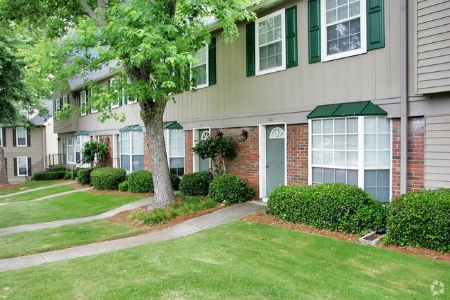 Ashford Woods Apartments - Cumberland Pointe