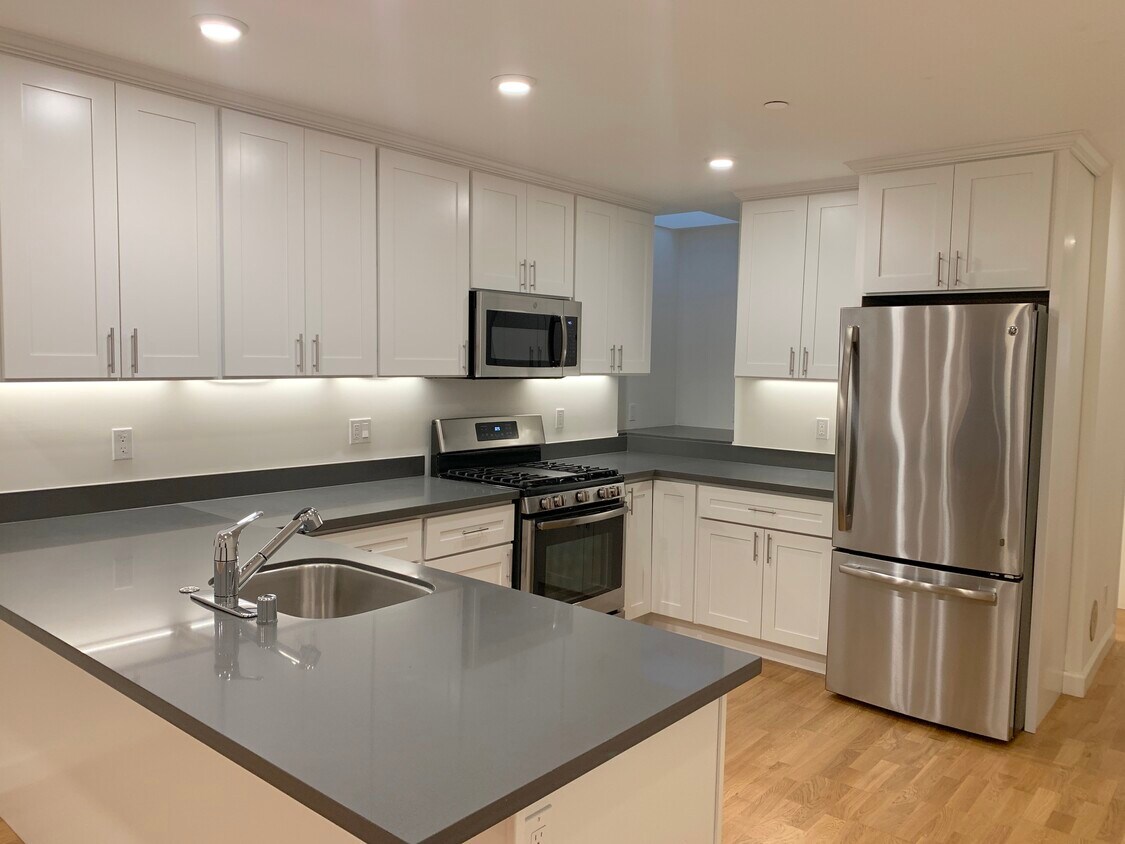 Foto principal - 644 Natoma St