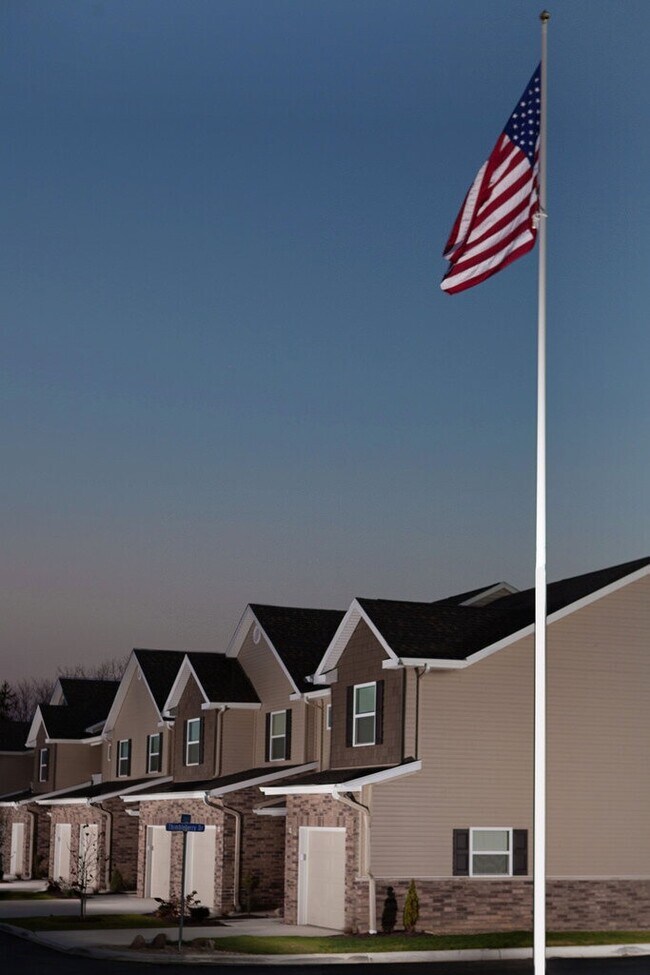 Foto del edificio - The Townhomes of Liberty Ridge