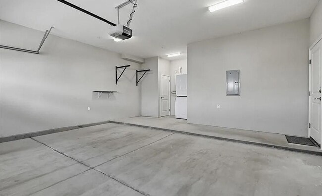 Building Photo - 432 S Alhambra Ave