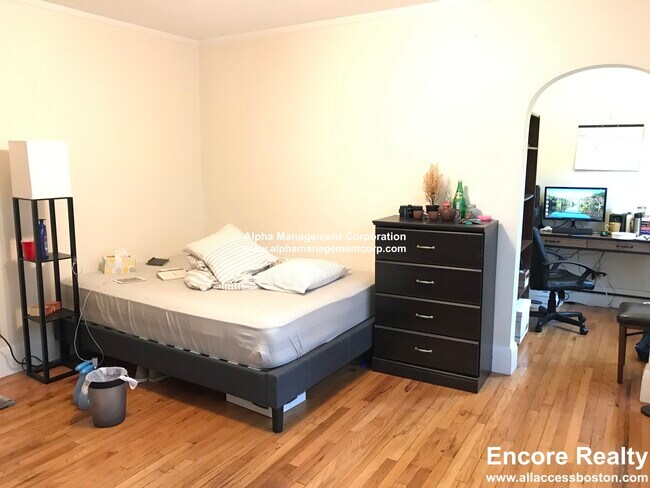 Foto del edificio - 349 Pleasant St