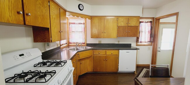 Foto del edificio - 1169 E Ridgeway Ave