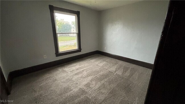 Foto del edificio - 814 Lovett Pl