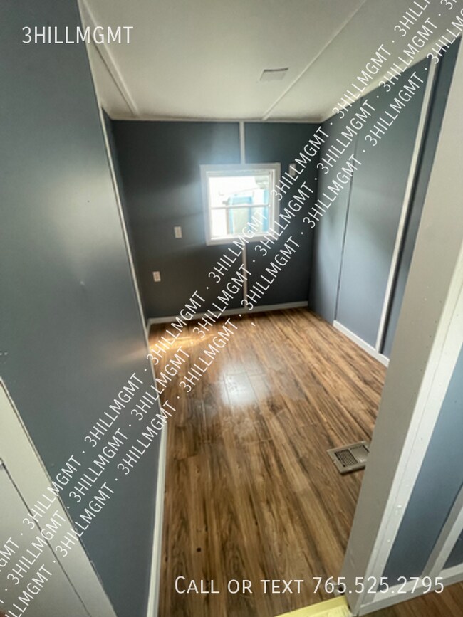 Foto del edificio - 1216 S Bloomington St