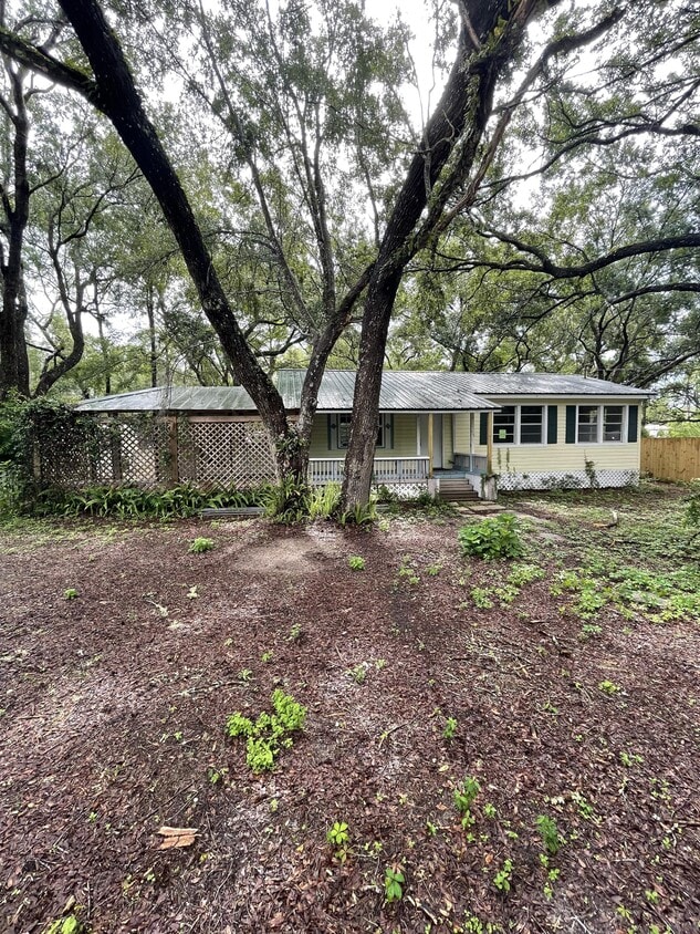 89 Stanley Dr, Crawfordville, FL 32327 House Rental in Crawfordville