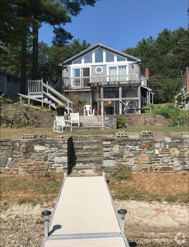 Building Photo - 203 Pine Hollow Rd