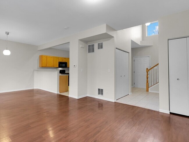 Foto del edificio - 10089 Thornton Way