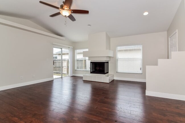 Foto del edificio - 538 Beth Ann St