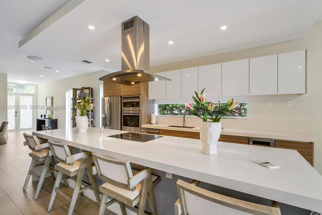 Foto del edificio - 3446 SW 23rd St