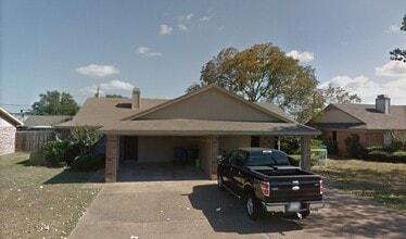 Building Photo - 204-206-206 Aztec Dr