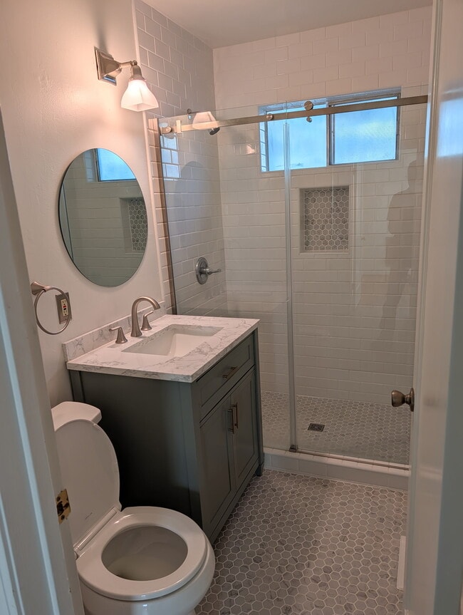 Building Photo - 205 Marvin Way