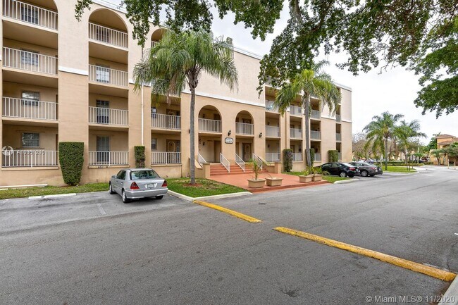 Foto del edificio - 7981 S French Dr