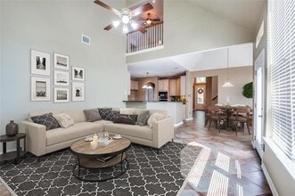 Building Photo - 816 Pinnacle Cir