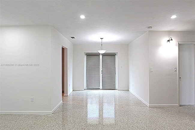 Building Photo - 6203 SW 108th Pl