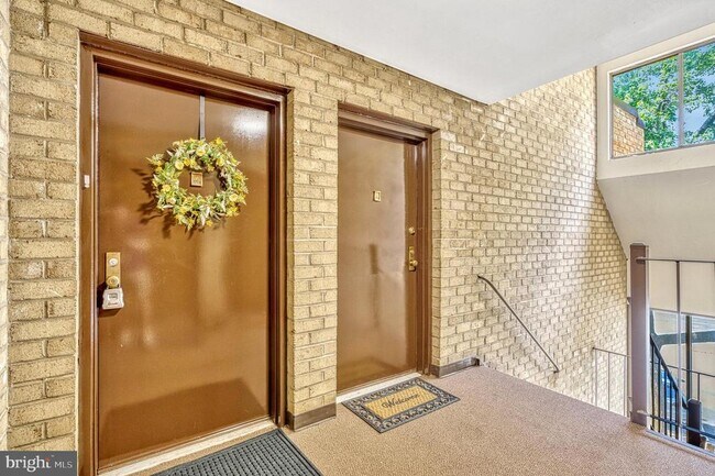 Foto del edificio - 11050 Camfield Ct