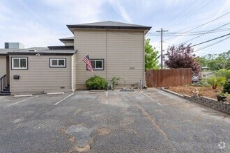 Building Photo - 2066 Placer St