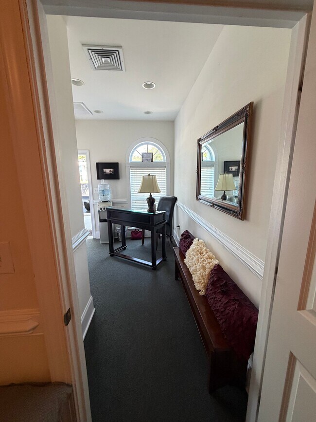 Foto del edificio - 4378 Oleander Dr